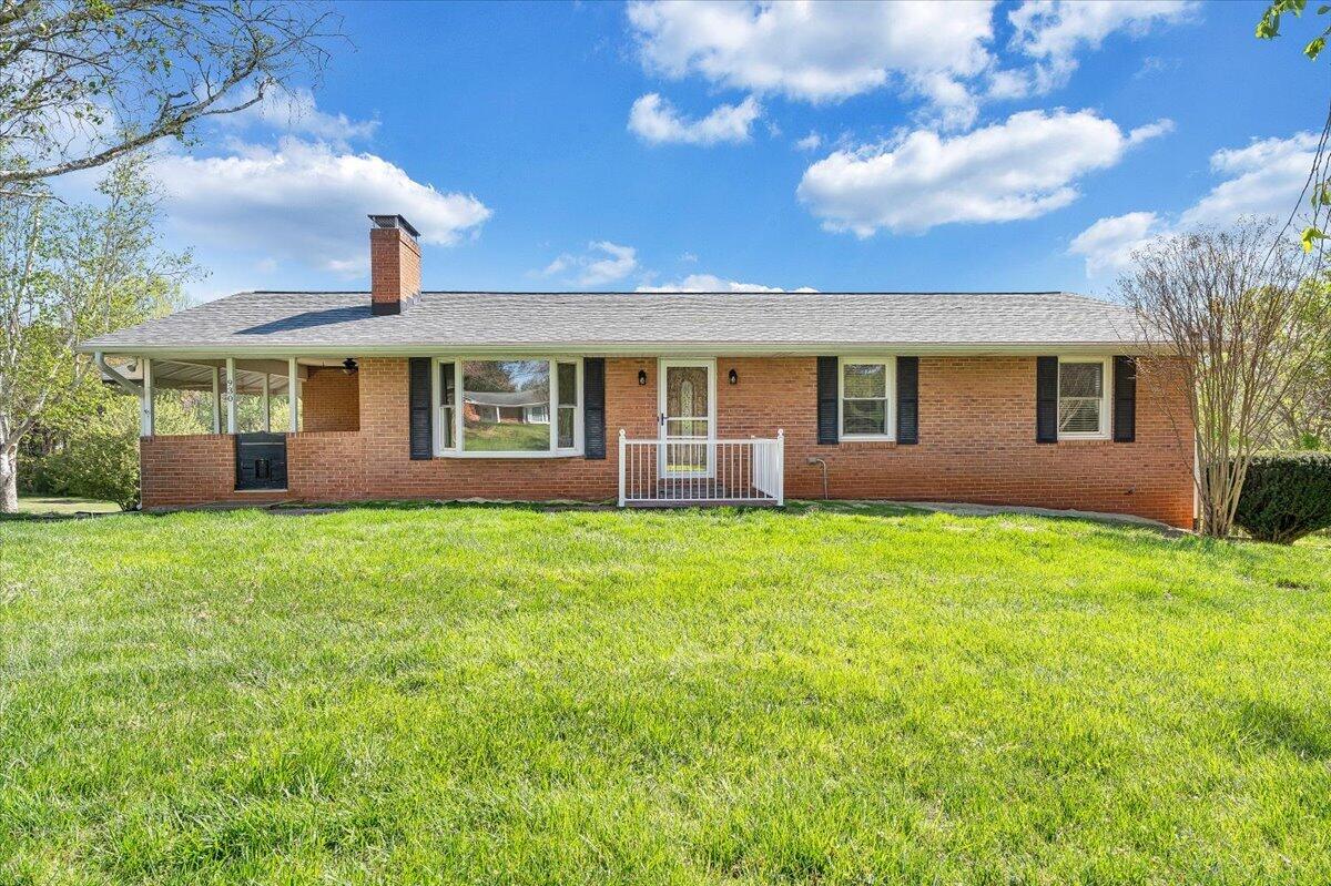 930 Farmington Road Hardy, VA 24101 - Photo 2 of 77 02-MIB08065-R5