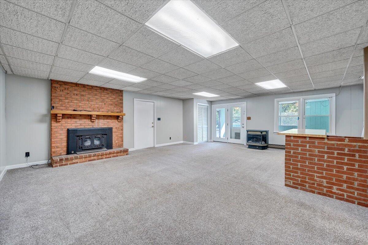 930 Farmington Road Hardy, VA 24101 - Photo 37 of 77 37-MIB07975