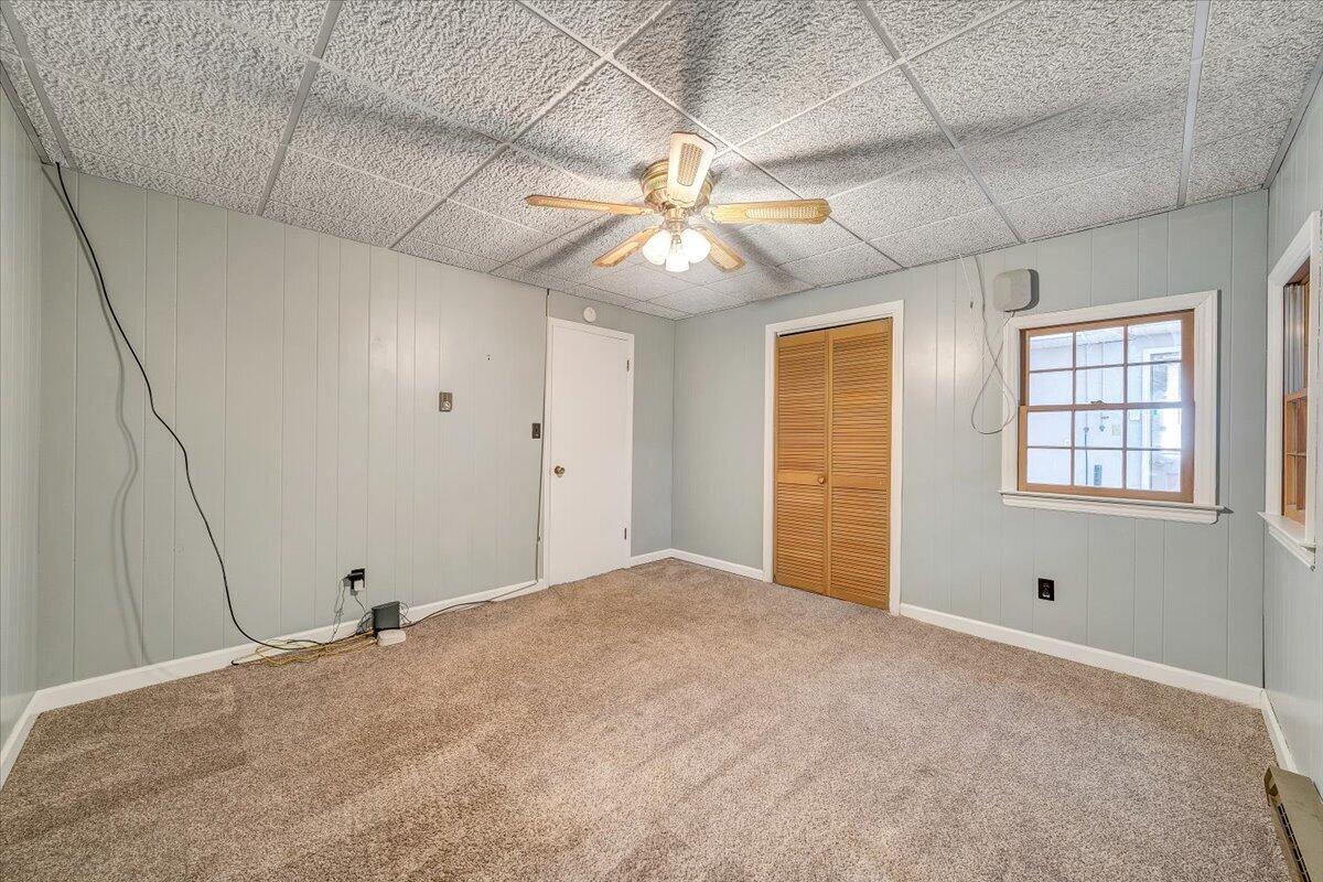 930 Farmington Road Hardy, VA 24101 - Photo 43 of 77 43-MIB07996