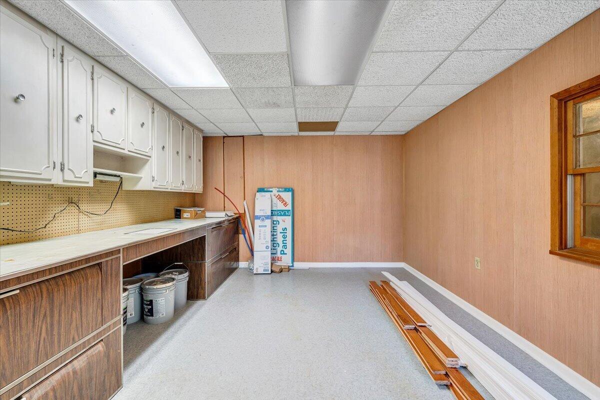 930 Farmington Road Hardy, VA 24101 - Photo 47 of 77 47-MIB08017