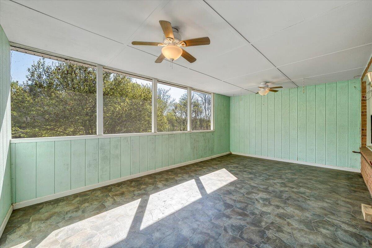 930 Farmington Road Hardy, VA 24101 - Photo 49 of 77 49-MIB07999