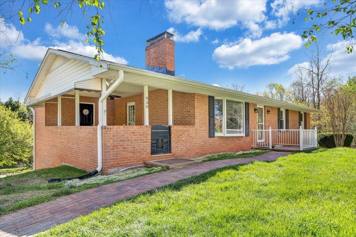 930 Farmington Road Hardy, VA 24101 - Photo 5 of 77 05-MIB08059