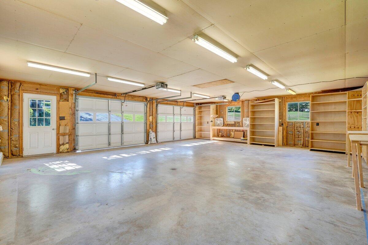 930 Farmington Road Hardy, VA 24101 - Photo 62 of 77 MIB09286