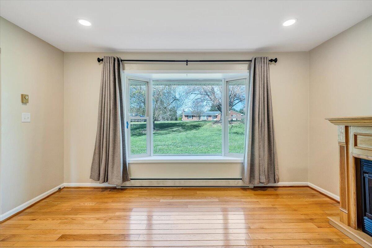 930 Farmington Road Hardy, VA 24101 - Photo 10 of 77 10-MIB07891