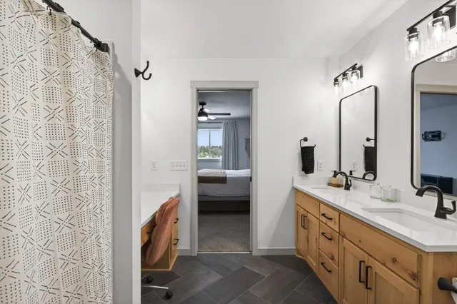 $625,000 | 27835 143rd Street Northwest, Zimmerman, MN 55398