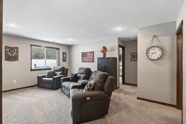 $625,000 | 27835 143rd Street Northwest, Zimmerman, MN 55398