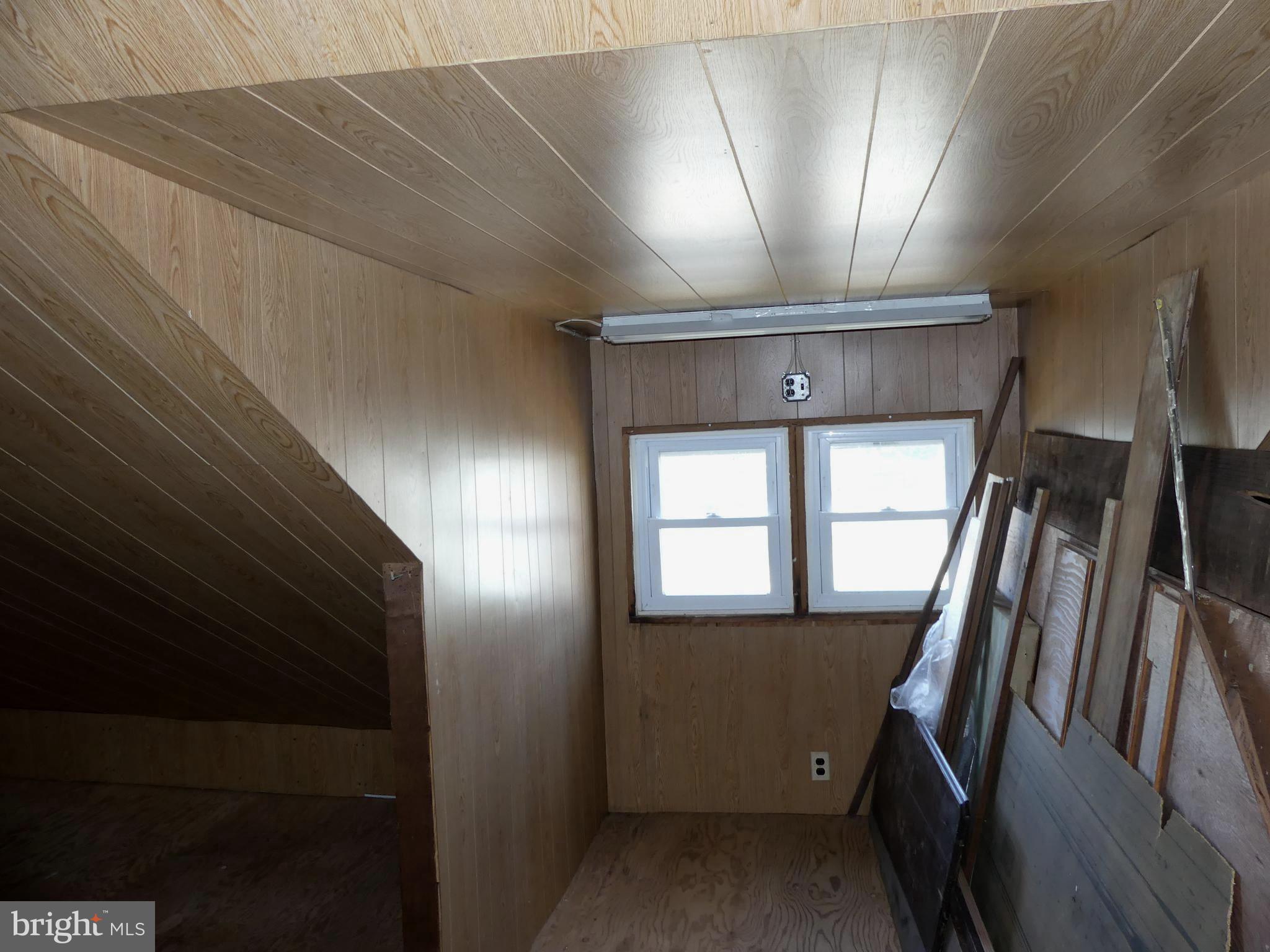 40 Old Hanover Road Reisterstown, MD 21136 - Photo 24 of 37 Walk up attic ( approx.28 x 25 )