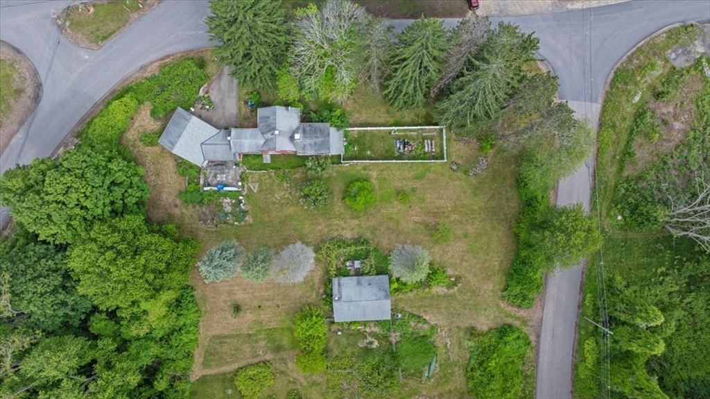 12 Mill Stone Road West Brookfield, MA 01585 - Photo 34 of 41