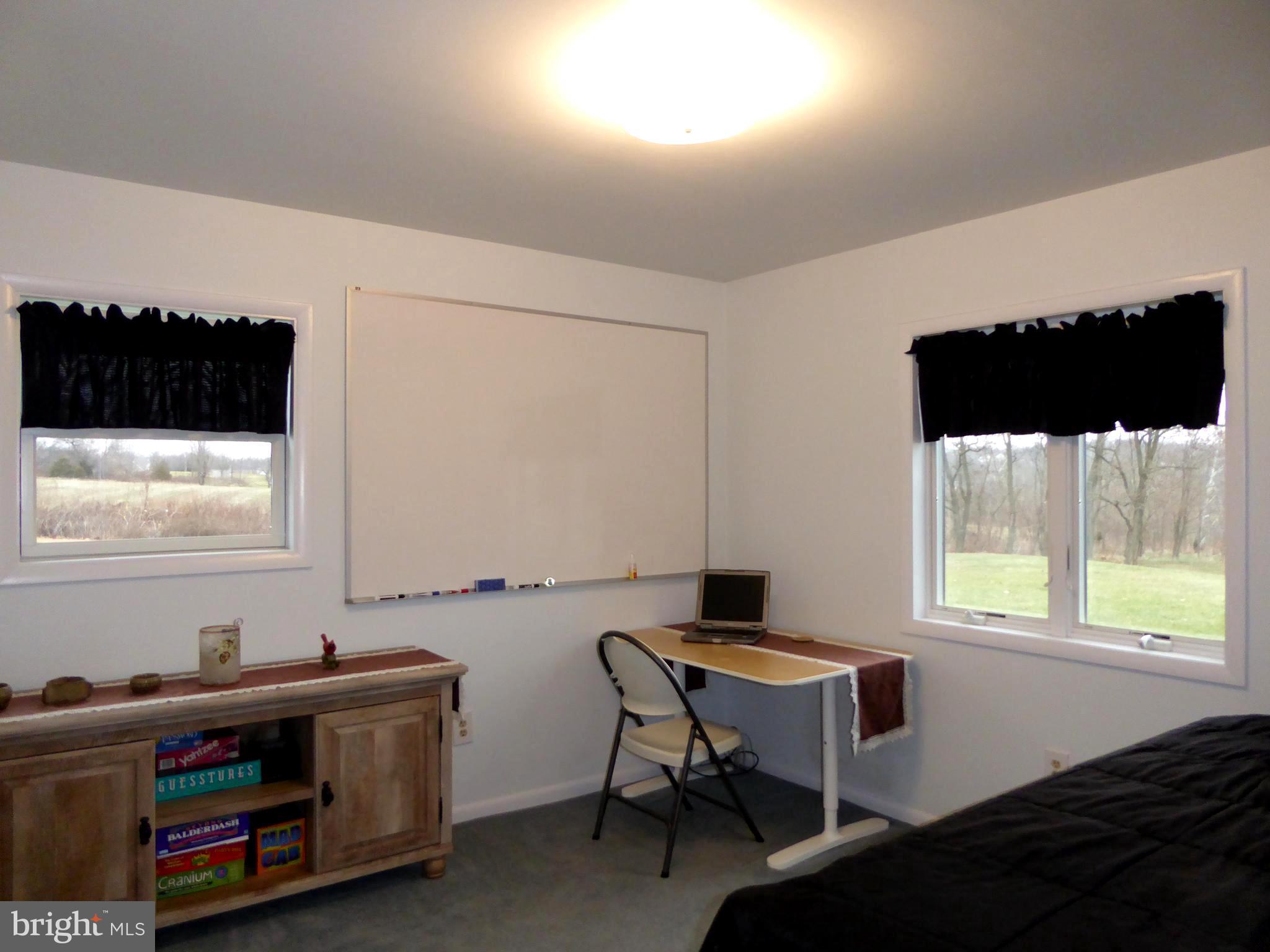 719 Mill Road Telford, PA 18969 - Photo 12 of 27 1st Floor Bedroom