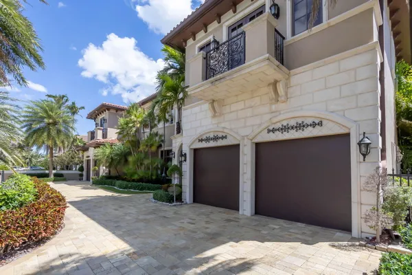 $14,900,000 | 3870 Northeast 31st Avenue, Lighthouse Point, FL 33064