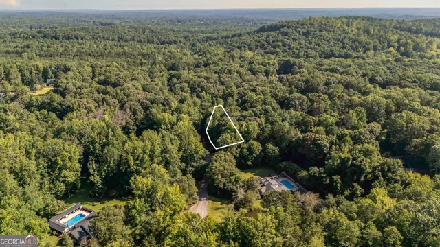 a view of a large building