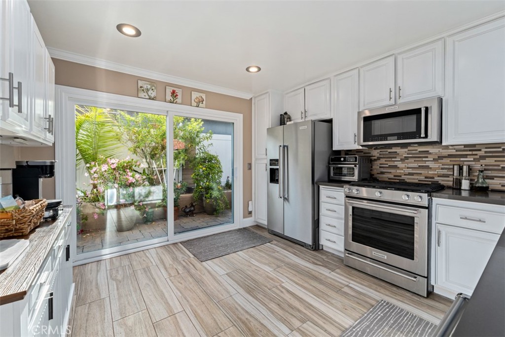25891 Tree Top Road Laguna Hills, CA 92653 - Photo 11 of 55