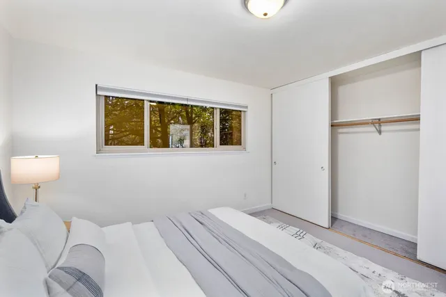 $395,000 | 2703 Boylston Avenue East, Unit 302, Seattle, WA 98102