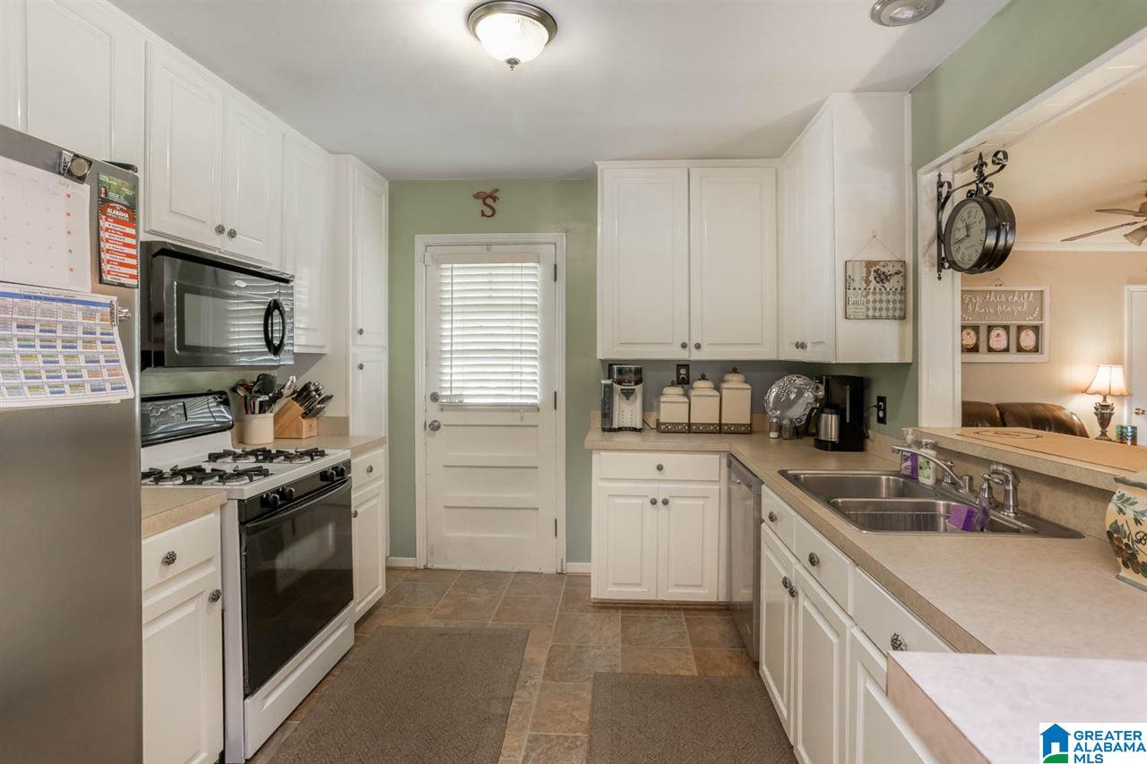 252 Pleasant Road Mount Olive, AL 35117 - Photo 9 of 30