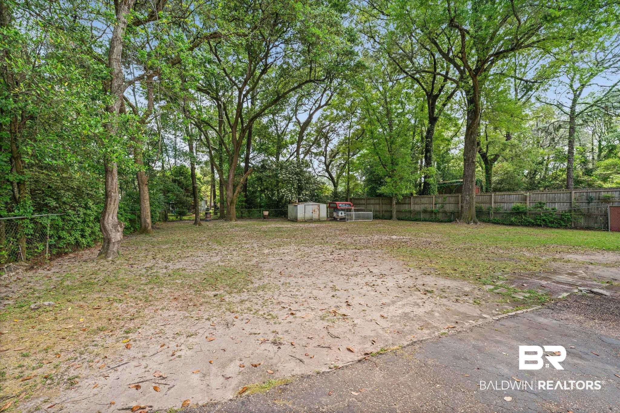 5955 Chalet Drive North Mobile, AL 36608 - Photo 32 of 35