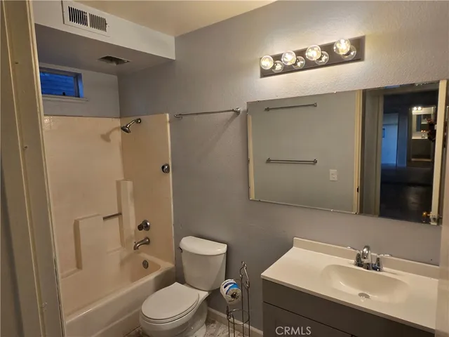 $500,000 | 14515 Woodland Drive, Unit 10, Fontana, CA 92337