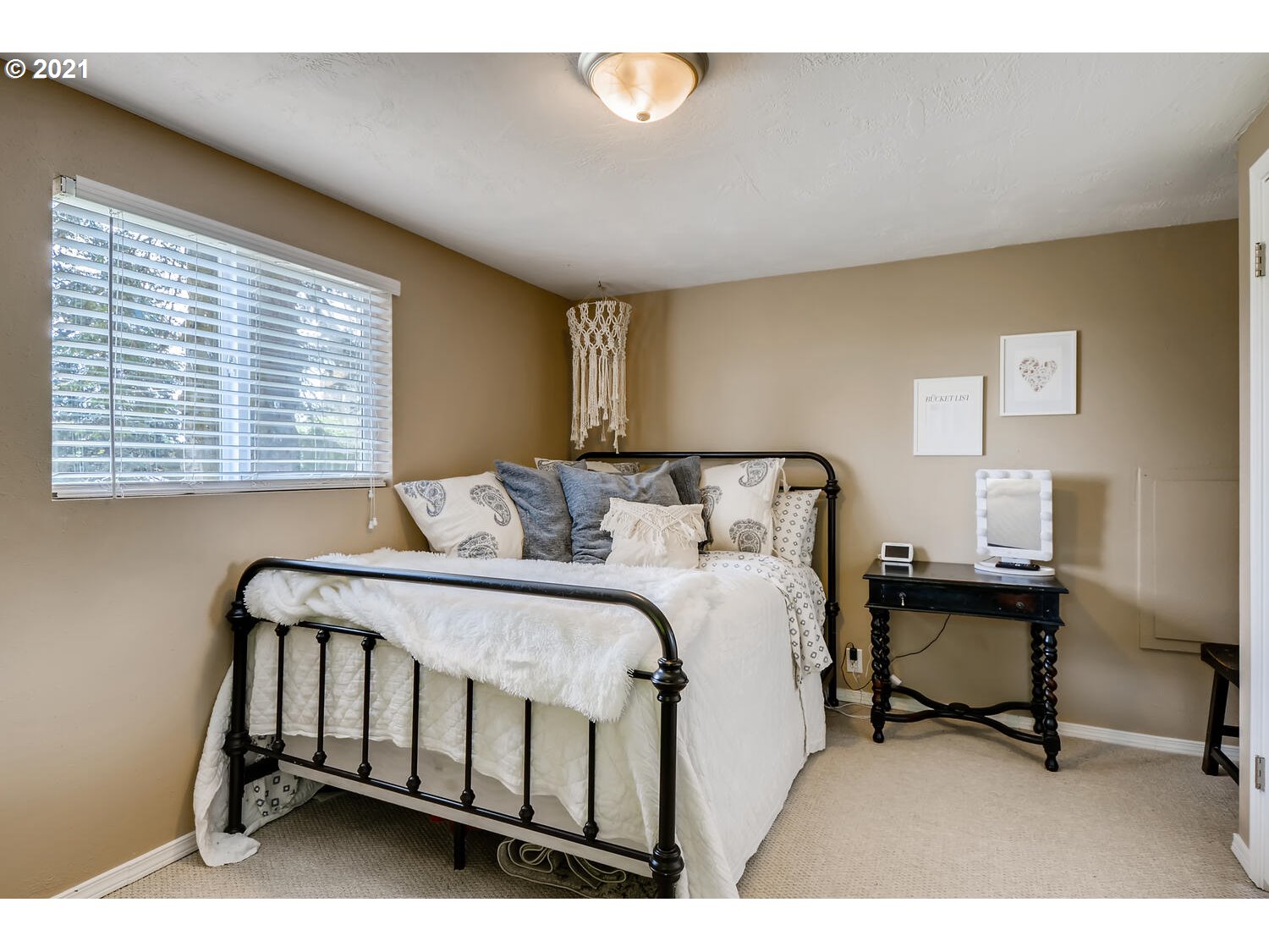 52487 Bird Road Scappoose, OR 97056 - Photo 14 of 29 Gallery Image 14