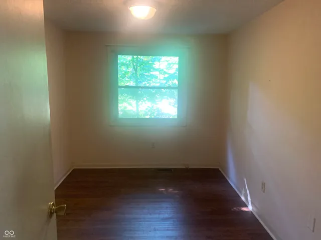 $194,900 | 9416 Rocky Fork N Drive, Brazil, IN 47834