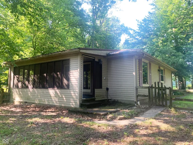 $194,900 | 9416 Rocky Fork N Drive, Brazil, IN 47834