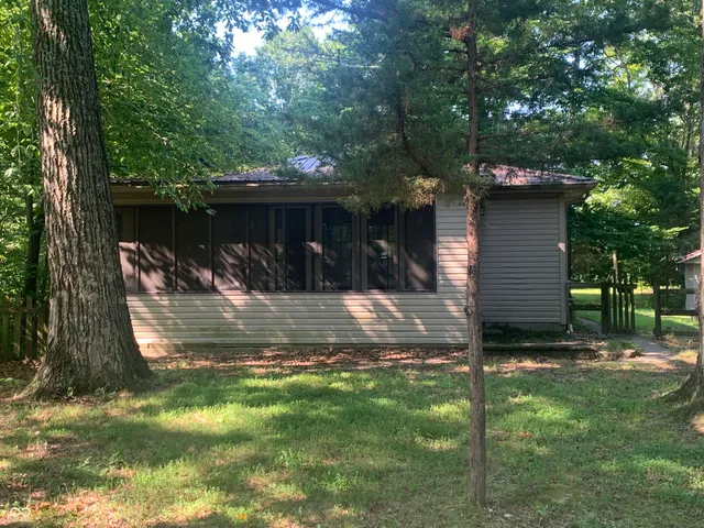 $194,900 | 9416 Rocky Fork N Drive, Brazil, IN 47834