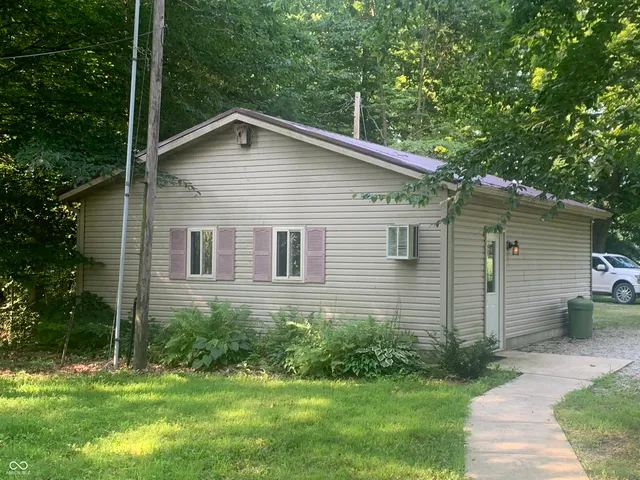 $194,900 | 9416 Rocky Fork N Drive, Brazil, IN 47834