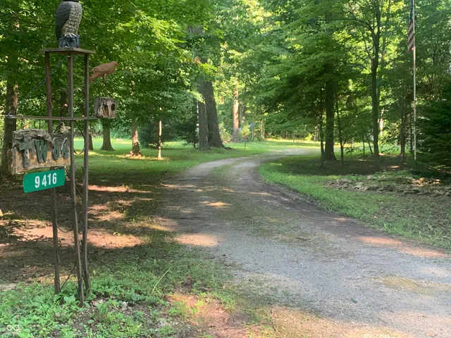 $194,900 | 9416 Rocky Fork N Drive, Brazil, IN 47834
