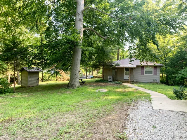 $194,900 | 9416 Rocky Fork N Drive, Brazil, IN 47834