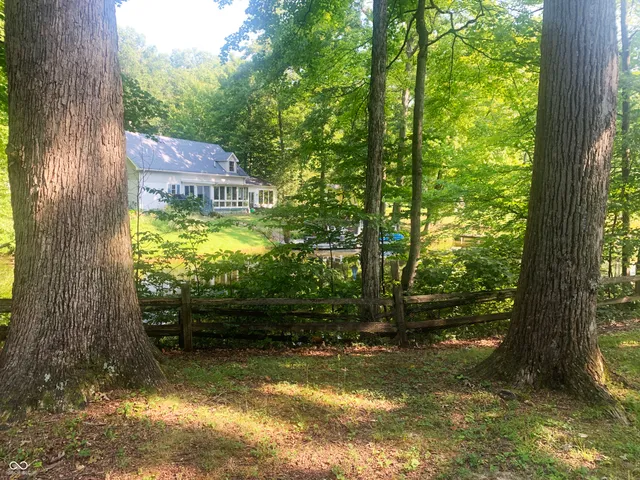 $194,900 | 9416 Rocky Fork N Drive, Brazil, IN 47834