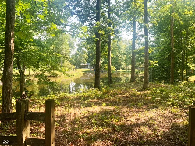 $194,900 | 9416 Rocky Fork N Drive, Brazil, IN 47834