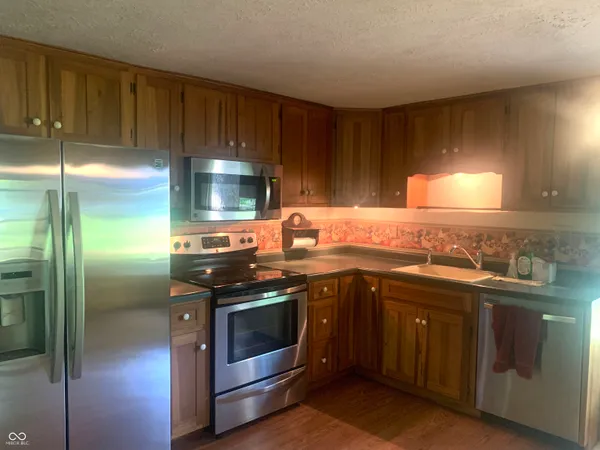 $194,900 | 9416 Rocky Fork N Drive, Brazil, IN 47834