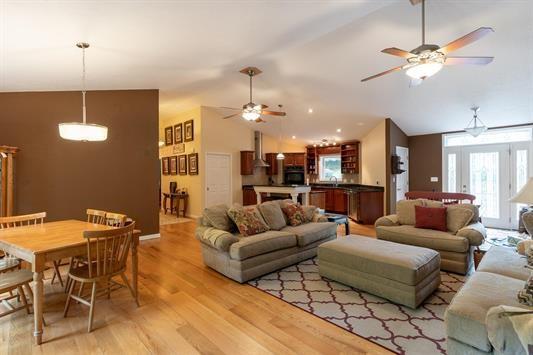 3233 North Russell Road Bloomington, IN 47408 - Photo 5 of 15 Gallery Image 5
