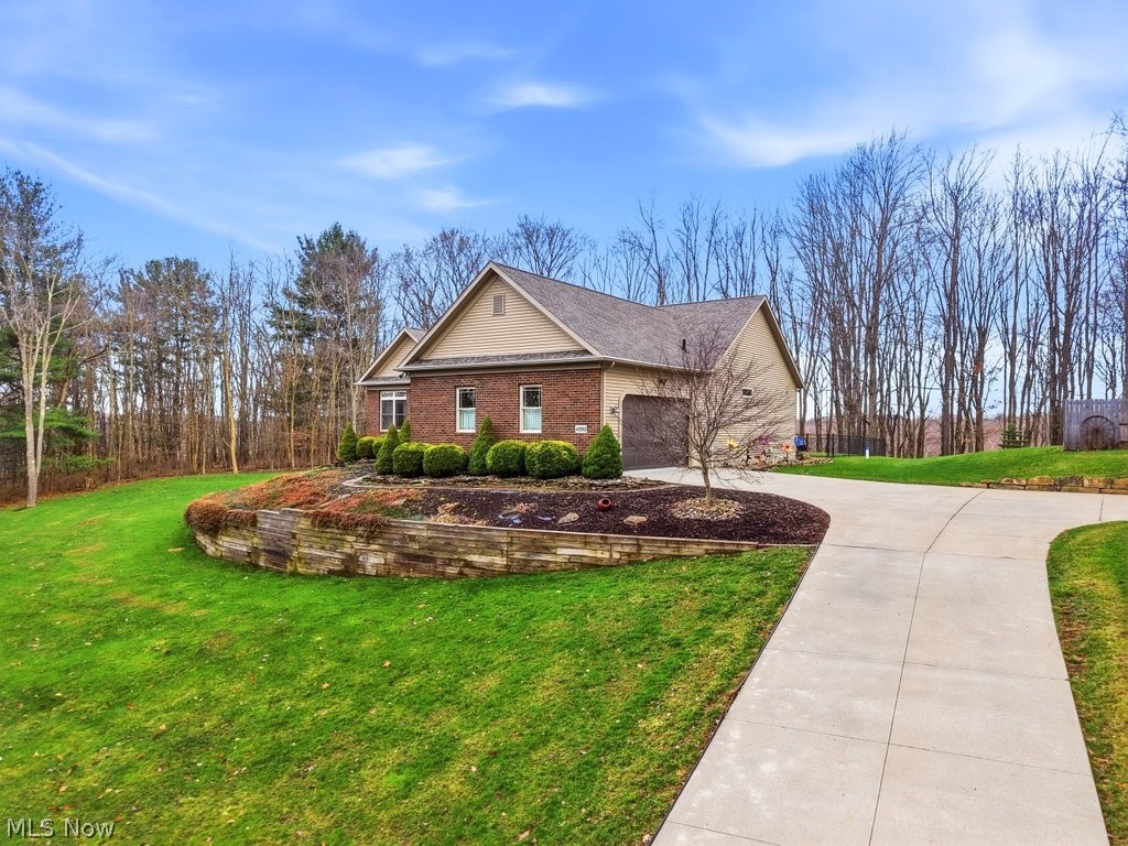 4293 Legend Road Northwest Minerva, OH 44657 - Photo 2 of 46 Gallery Image 2