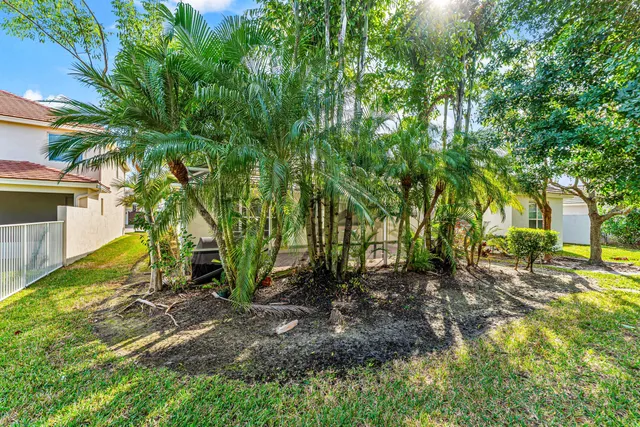 $3,300 | 443 Belle Grove Lane, West Palm Beach, FL 33411