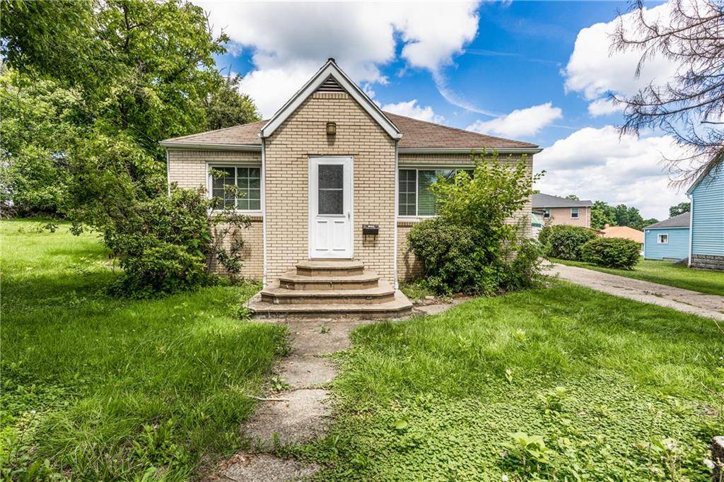 1545 Marshall Road Monaca, PA 15061 - Photo 3 of 25 Gallery Image 3