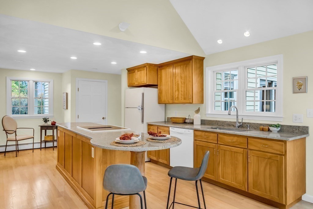 16 Putnam Road Acton, MA 01720 - Photo 8 of 40 Gallery Image 8
