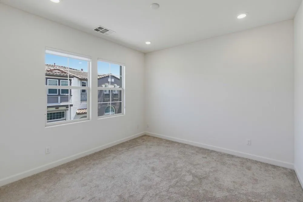 4366 Pacifica Way, Unit 3 Oceanside, CA 92056 - Photo 19 of 48 Penthouse- 3rd Floor