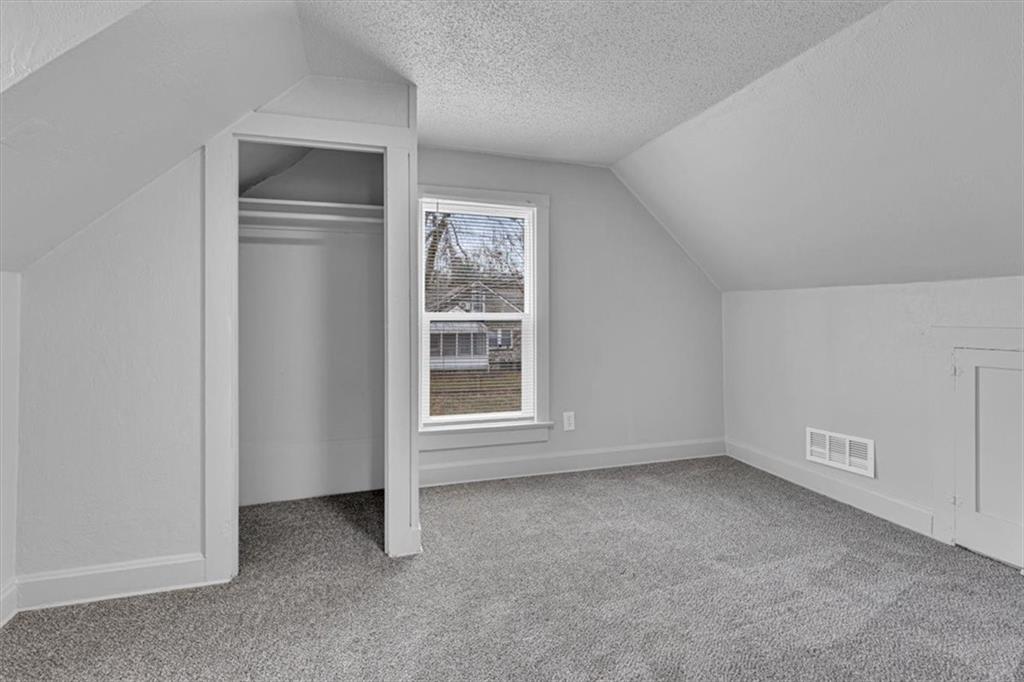 925 South Emery Street Independence, MO 64050 - Photo 23 of 31