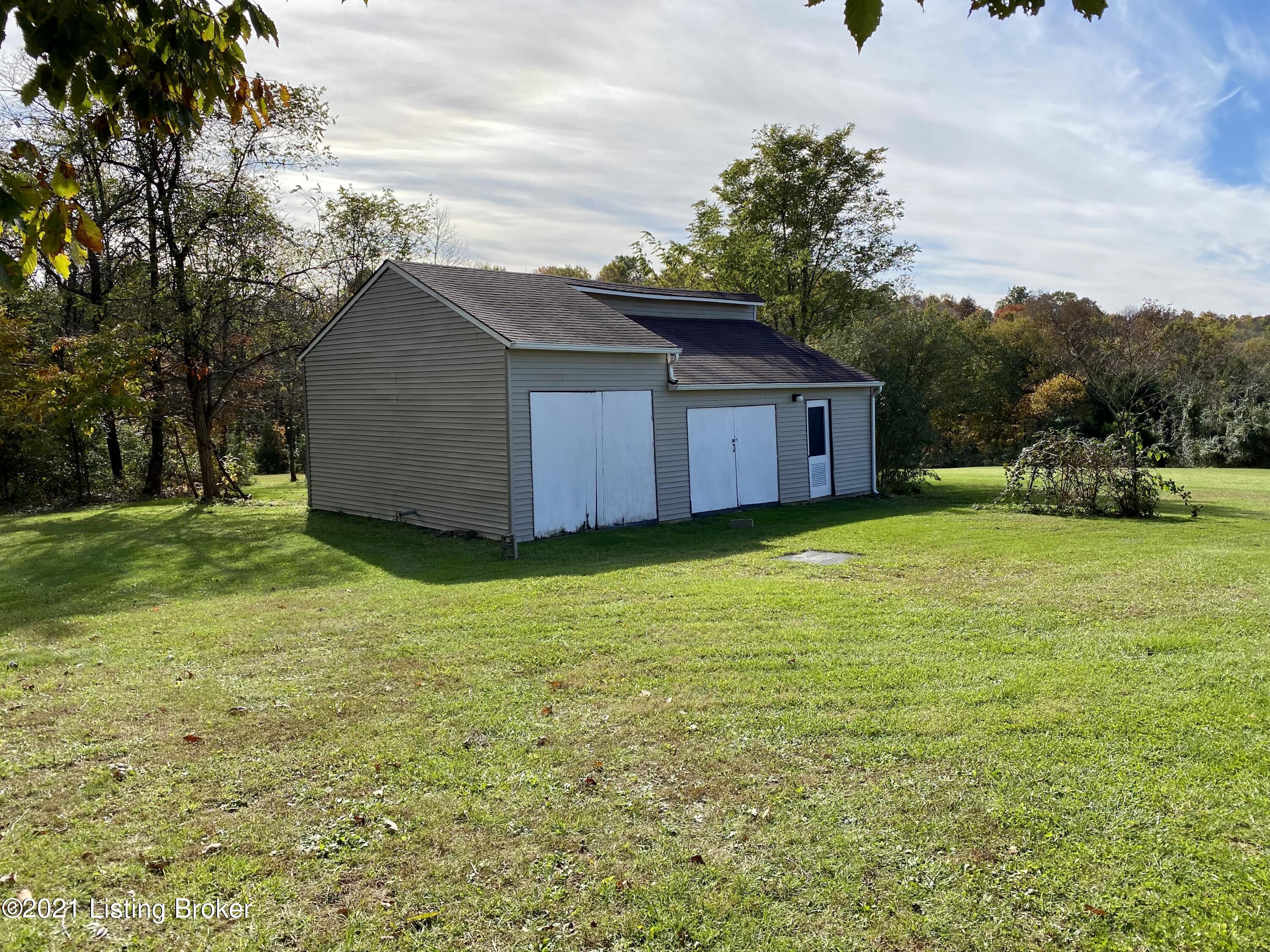 651 Mount Carmel Road Milton, KY 40045 - Photo 25 of 28 Old Garage