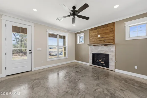 $1,750 | 104 Suncan Road, Sunset, LA 70584