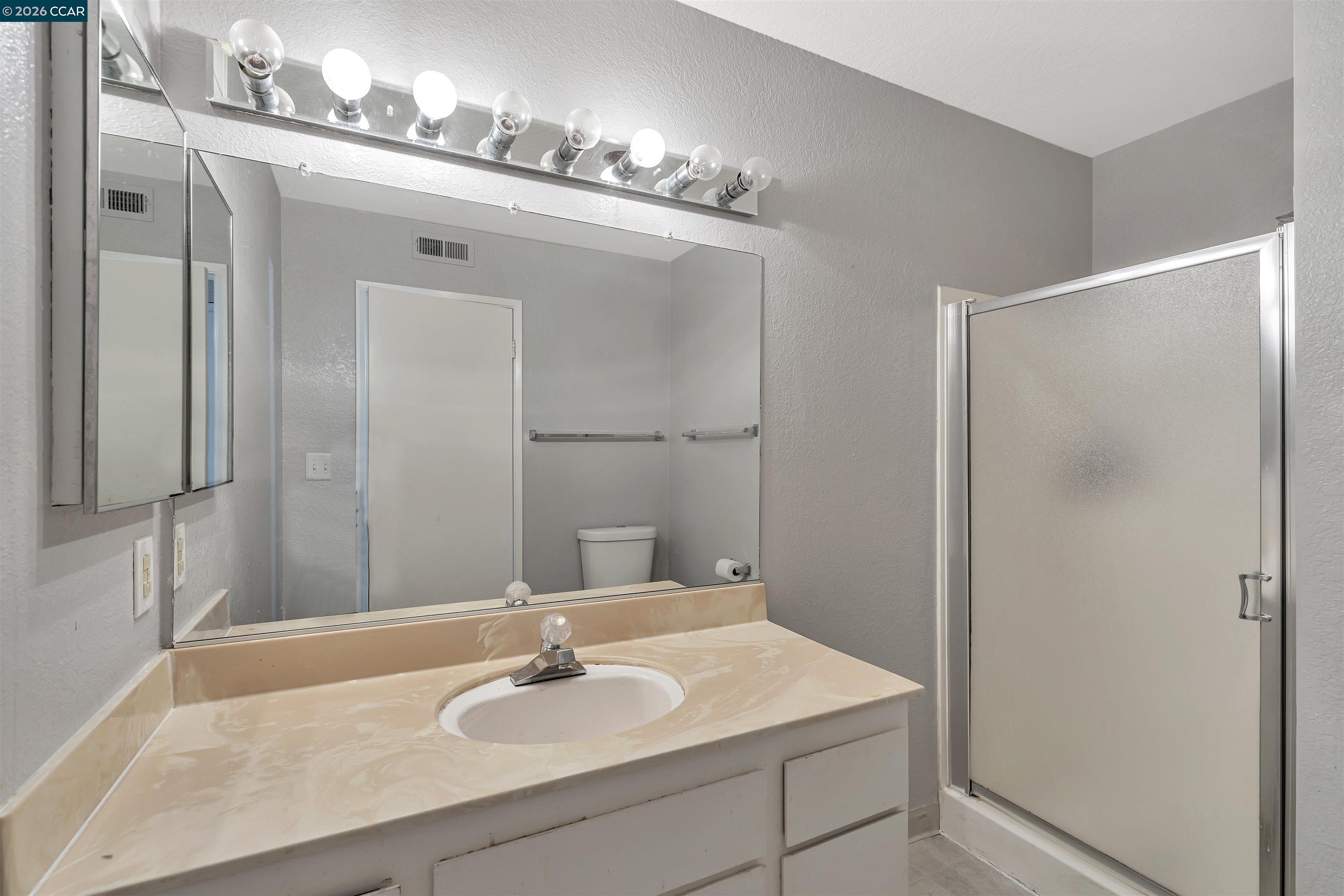 2121 Vale Road, Unit 326 San Pablo, CA 94806 - Photo 12 of 22 Gallery Image 12