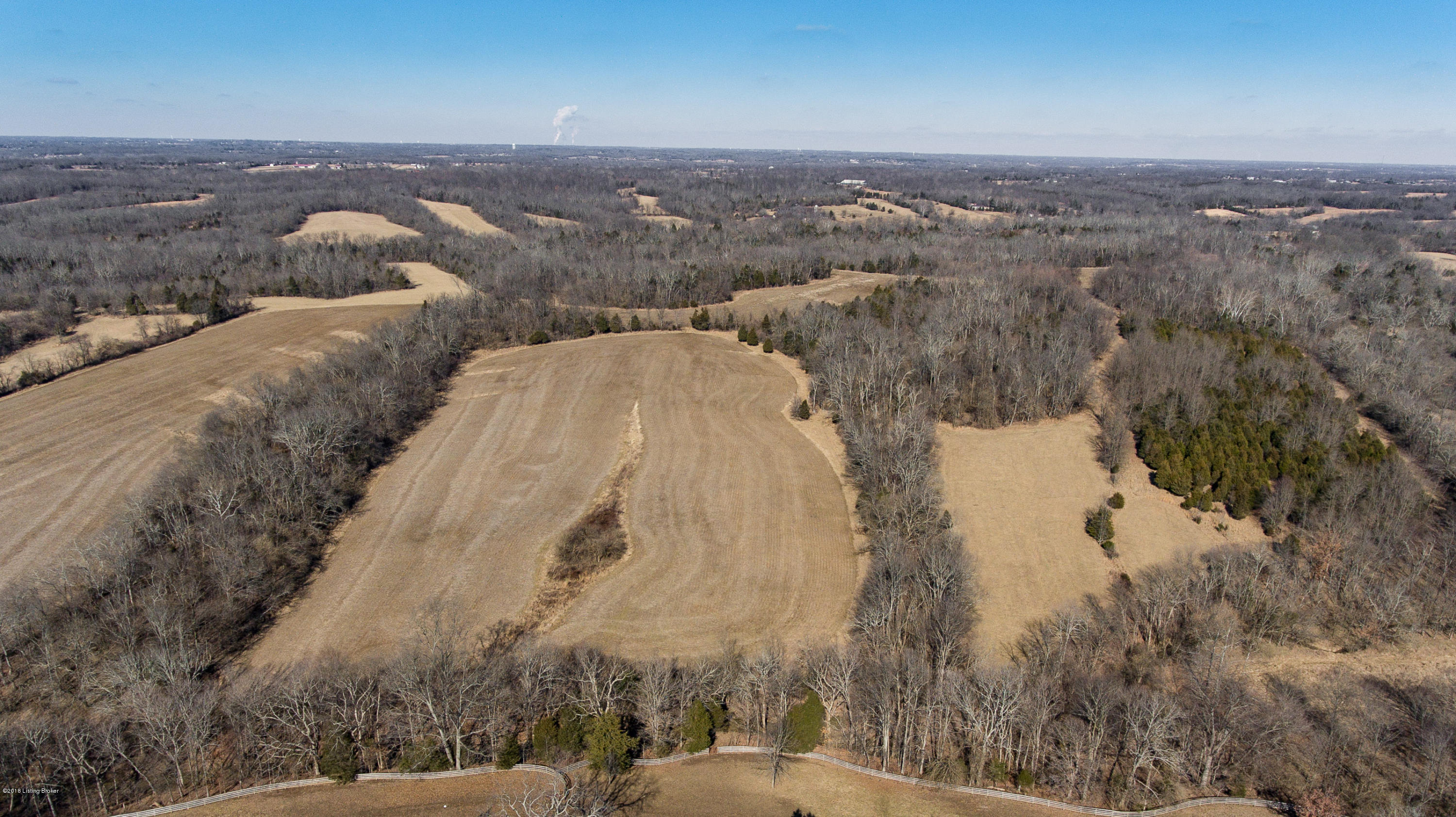 2455 B Webb Road Simpsonville, KY 40067 - Photo 4 of 10 01 LSIR 20180130 0721