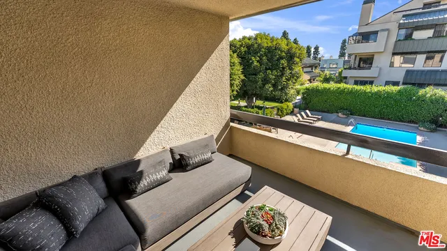 $1,849,000 | 2392 Century Hill, Los Angeles, CA 90067