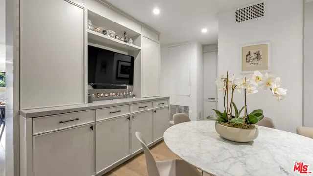 $1,849,000 | 2392 Century Hill, Los Angeles, CA 90067