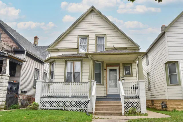 $239,900 | 2166 South 6th Street, Milwaukee, WI 53215