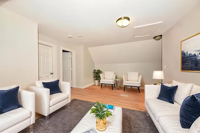 $239,900 | 2166 South 6th Street, Milwaukee, WI 53215