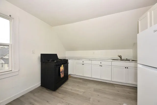 $239,900 | 2166 South 6th Street, Milwaukee, WI 53215