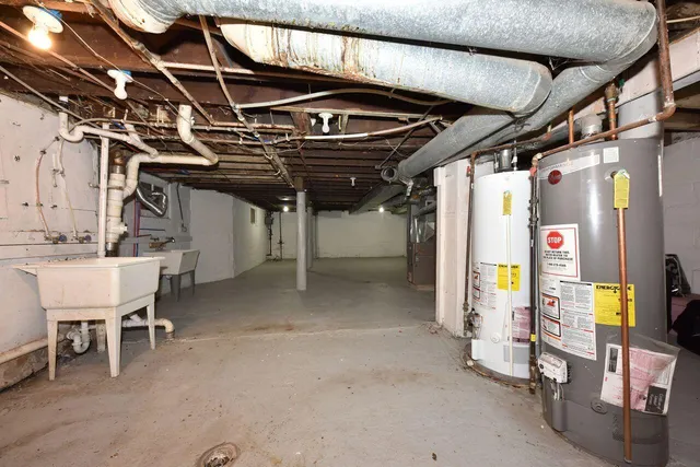 $239,900 | 2166 South 6th Street, Milwaukee, WI 53215