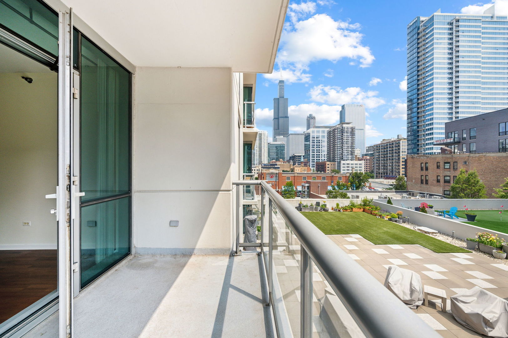 123 South Green Street, Unit 407B Chicago, IL 60607 - Photo 13 of 20 a view of swimming pool from a balcony