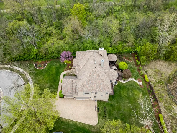 $1,295,000 | 1801 Kelly Court, Darien, IL 60561