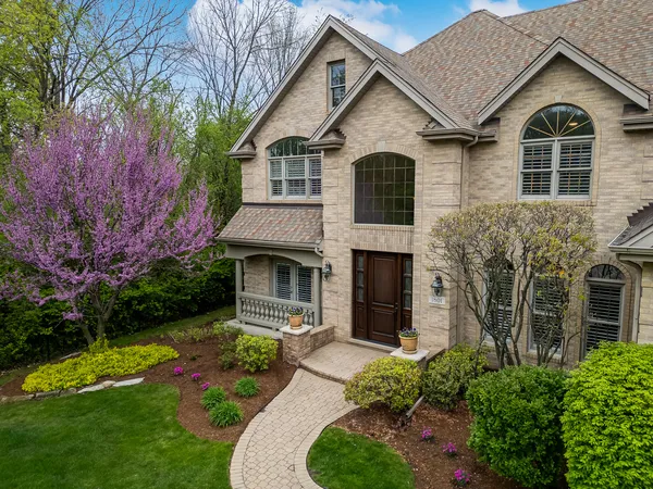 $1,295,000 | 1801 Kelly Court, Darien, IL 60561